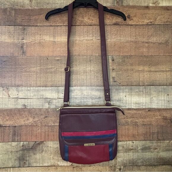 Multi Color Relic Women's Crossbody Bag, 11'x11", Faux Leather - Picture 2 of 14